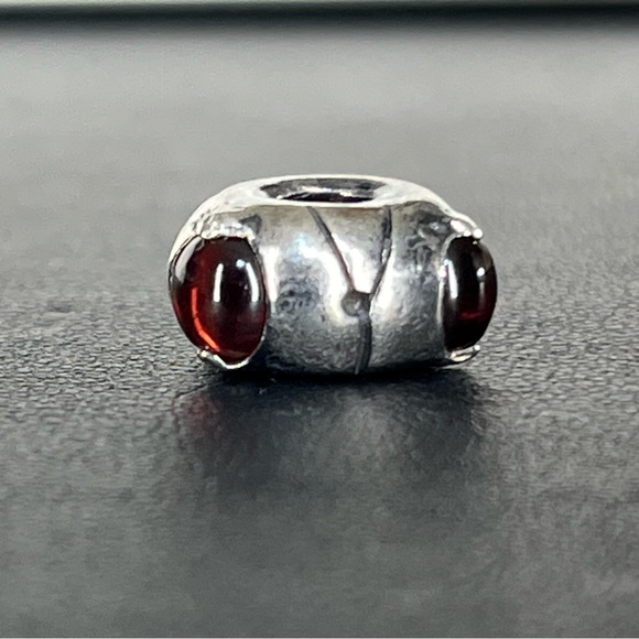 Trollbeads Retired Silver Bead With Garnets- 51712 - Picture 8 of 10